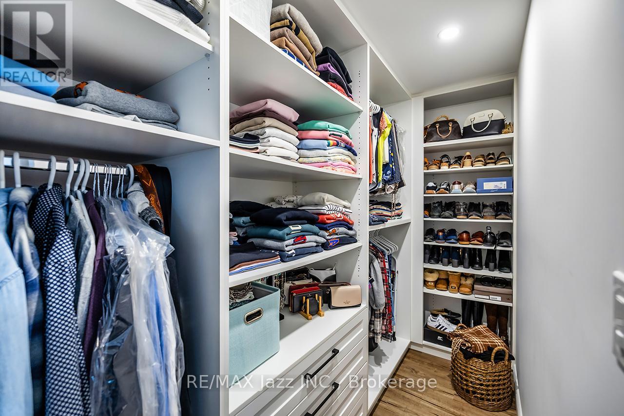 29 HAROLD STREET - 32