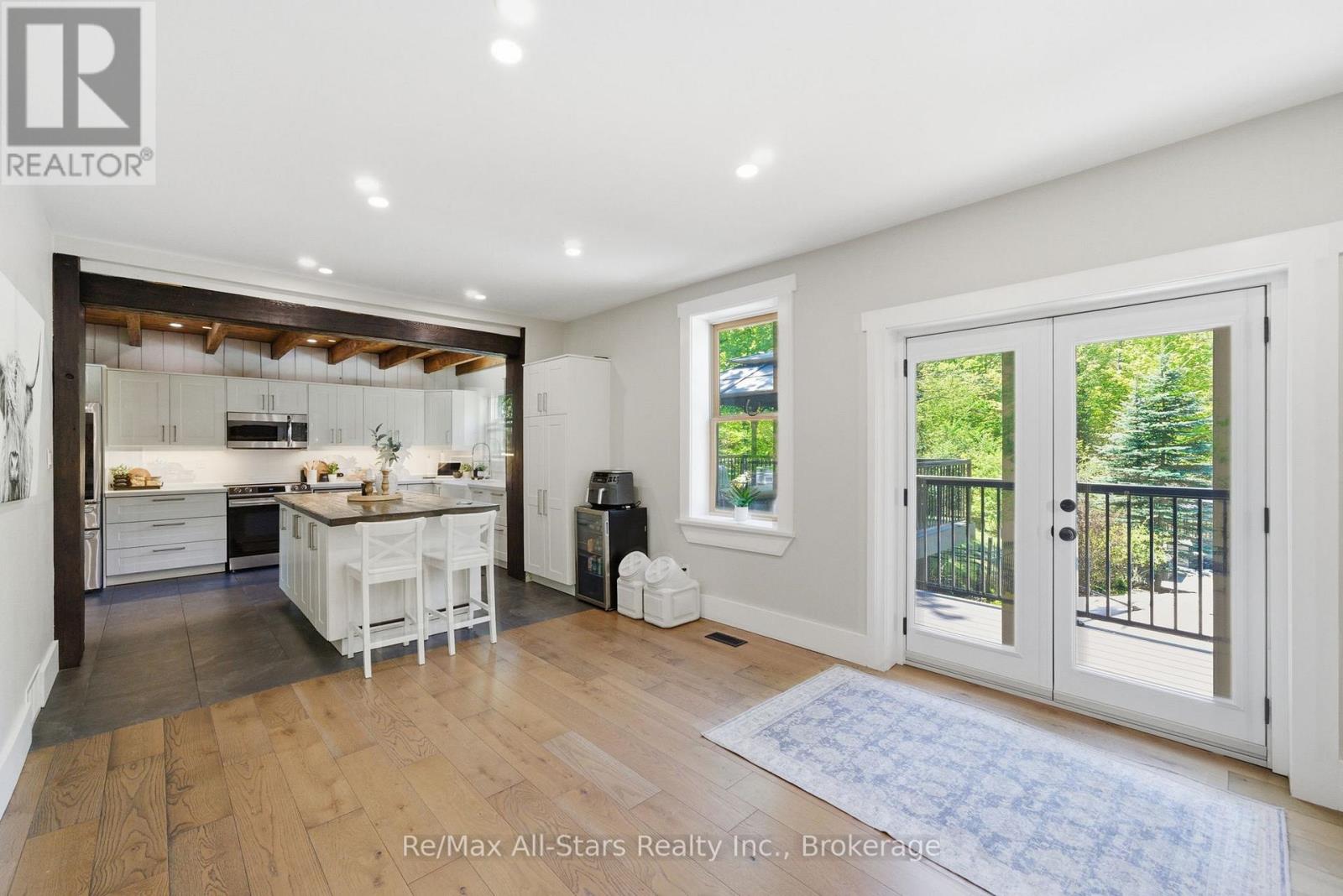 24 THE PINES LANE - 21