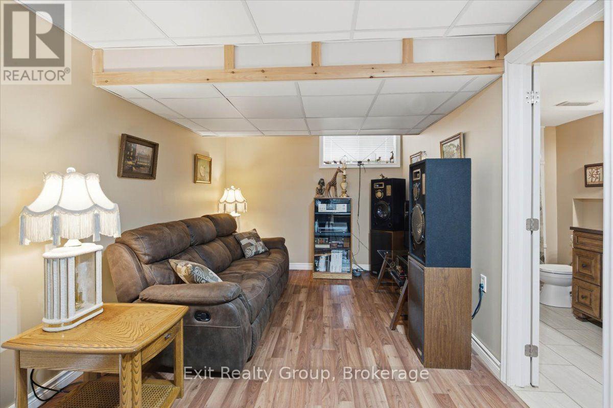 55 GAVEY STREET - Image 22