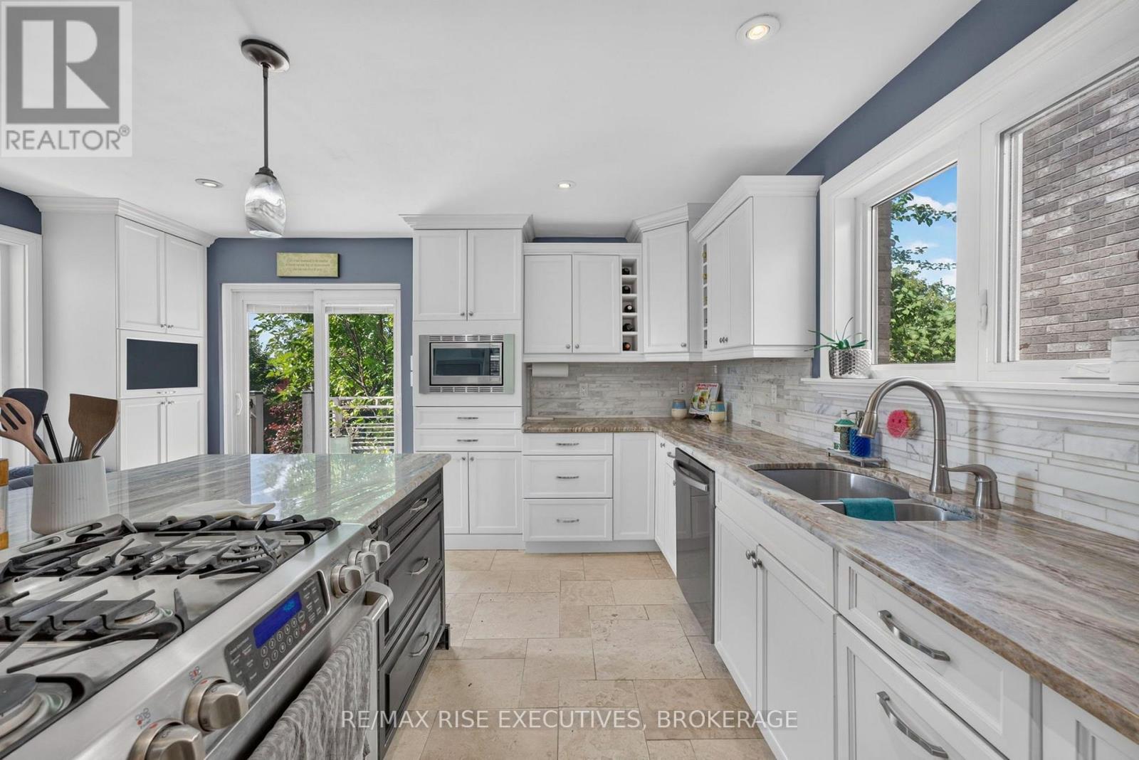 611 RIVERMEADE AVENUE - Image 10