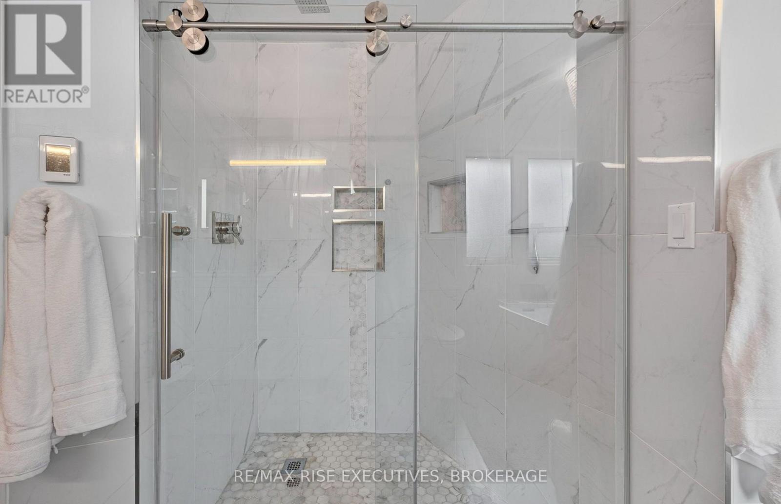 611 RIVERMEADE AVENUE - Image 23