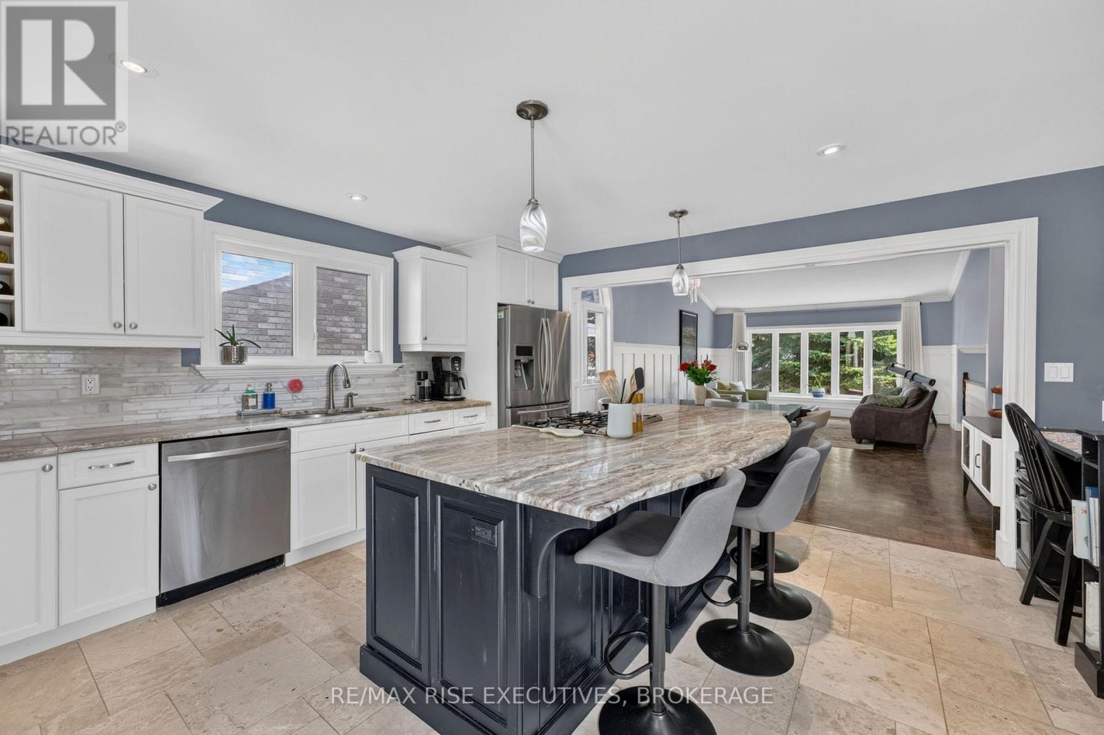 611 RIVERMEADE AVENUE - Image 8
