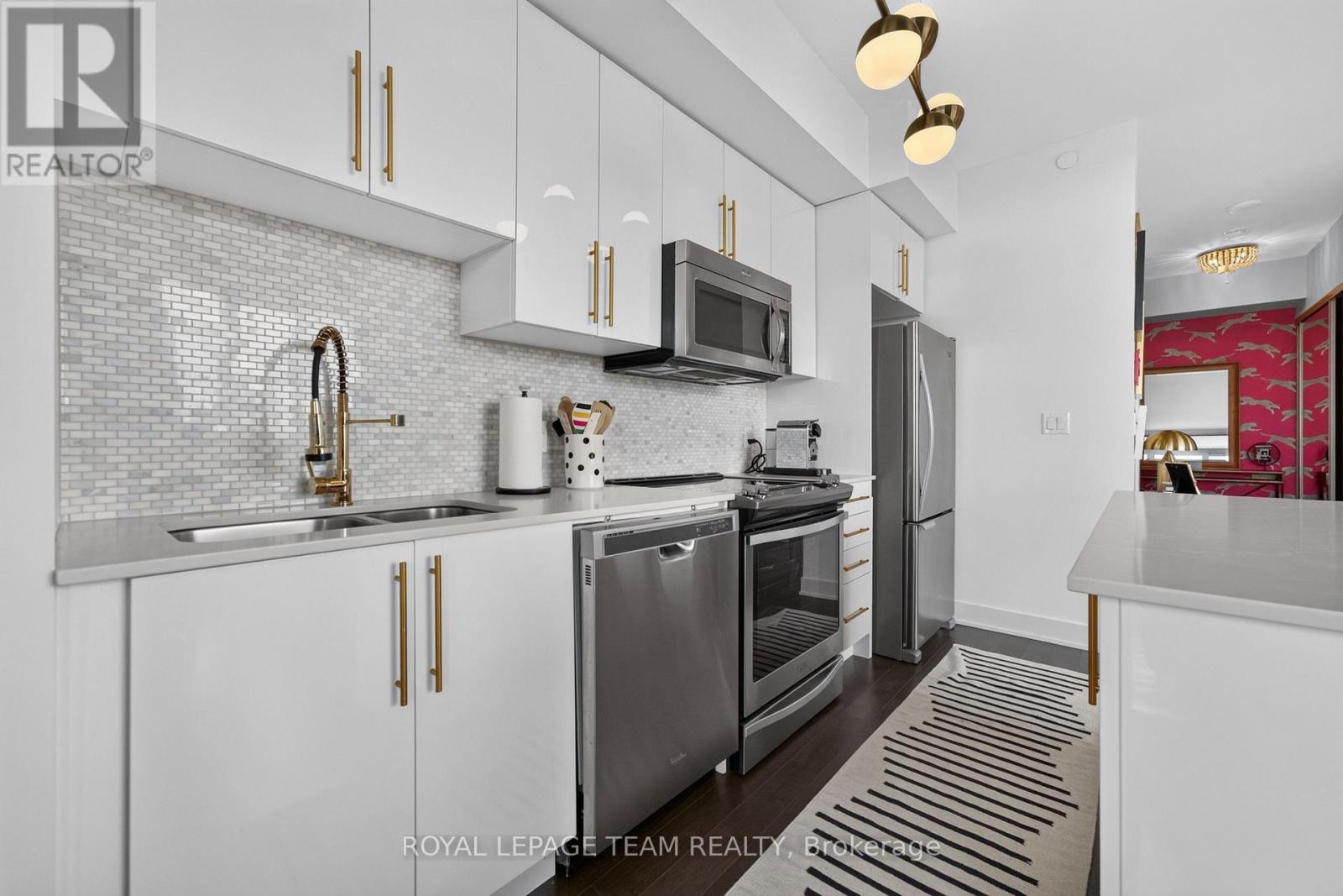 1 Bed, 1 Bath House for Sale in Ottawa – 1108 – 485 RICHMOND ROAD, Ottawa – MLS# X13643536 - Image 22