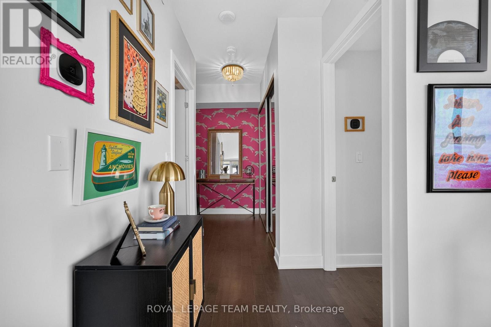 #1108 485 RICHMOND ROAD - 26