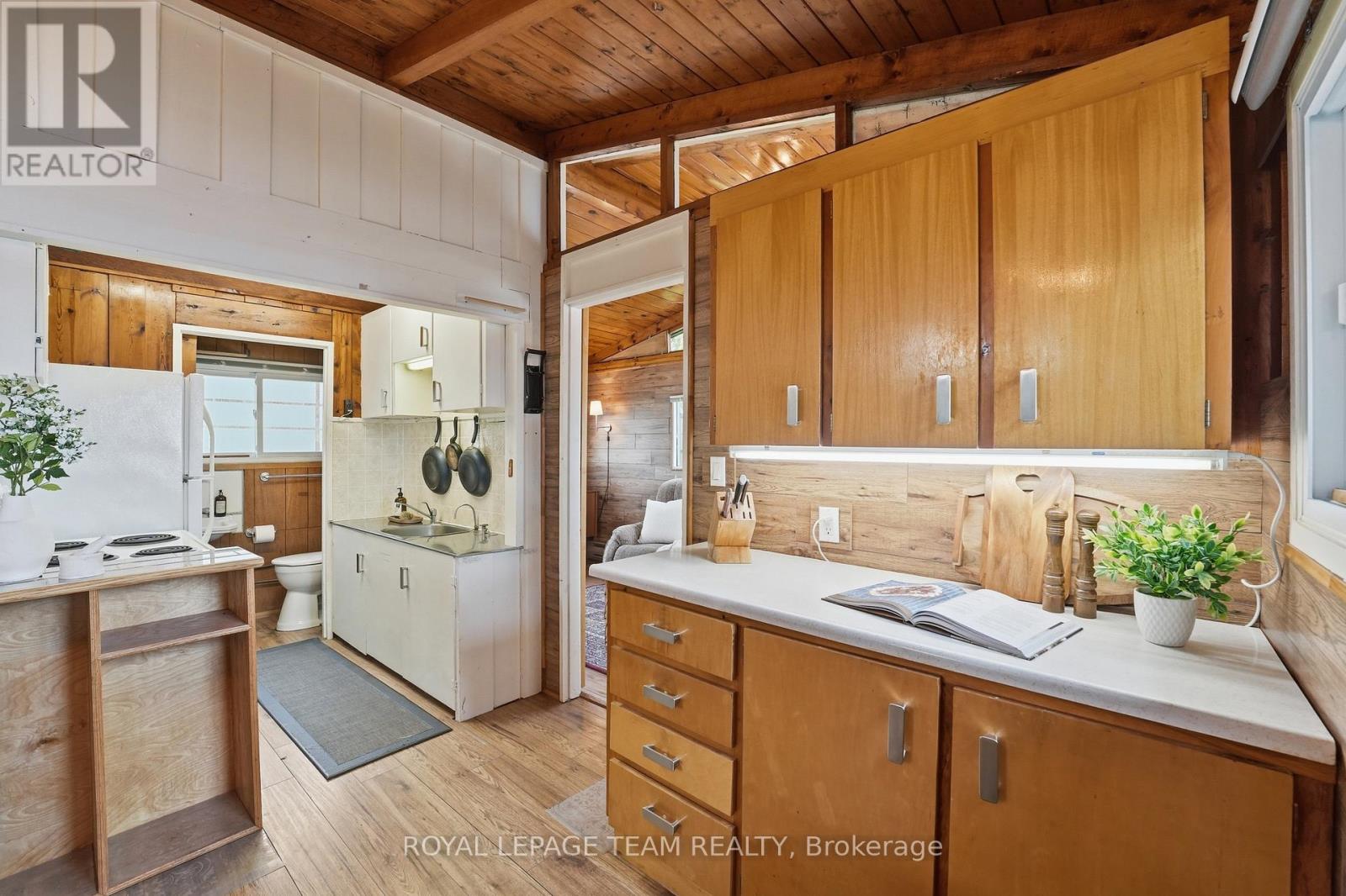 60 WRANGELL ROAD - 20