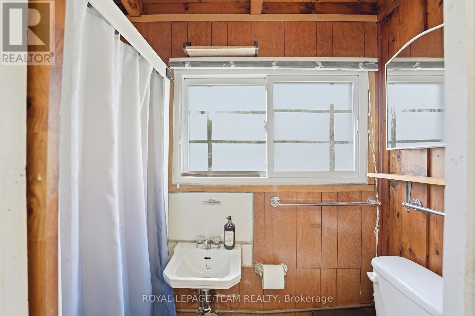 60 WRANGELL ROAD - 32