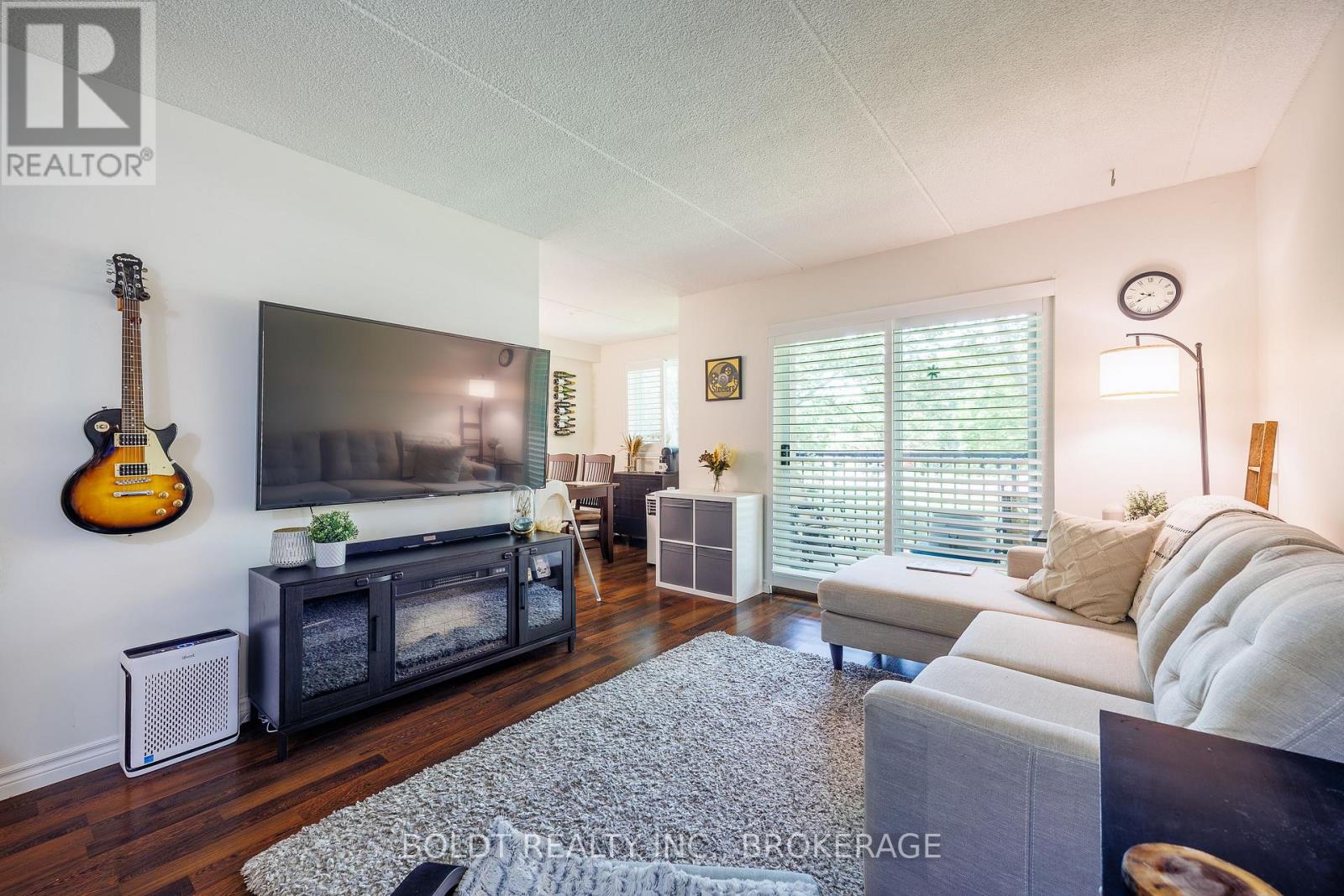 #210 6 WESTLAKE LANE - Image 4