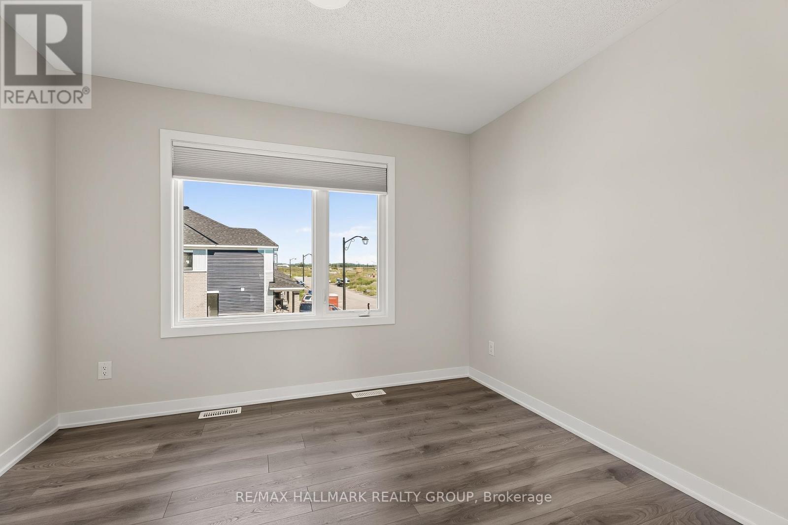 3 Bed, 4 Bath House for Rent in Ottawa – 747 HAFLINGER ROW, Ottawa – MLS# X13617084 - Image 38