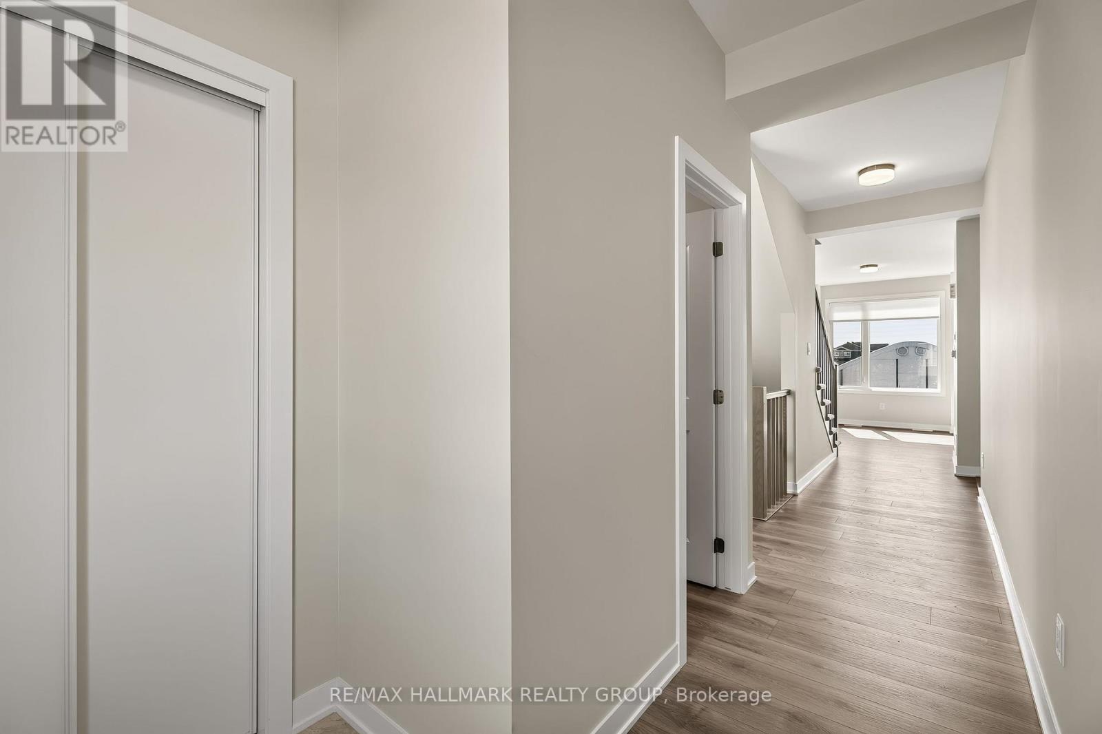 3 Bed, 4 Bath House for Rent in Ottawa – 747 HAFLINGER ROW, Ottawa – MLS# X13617084 - Image 12
