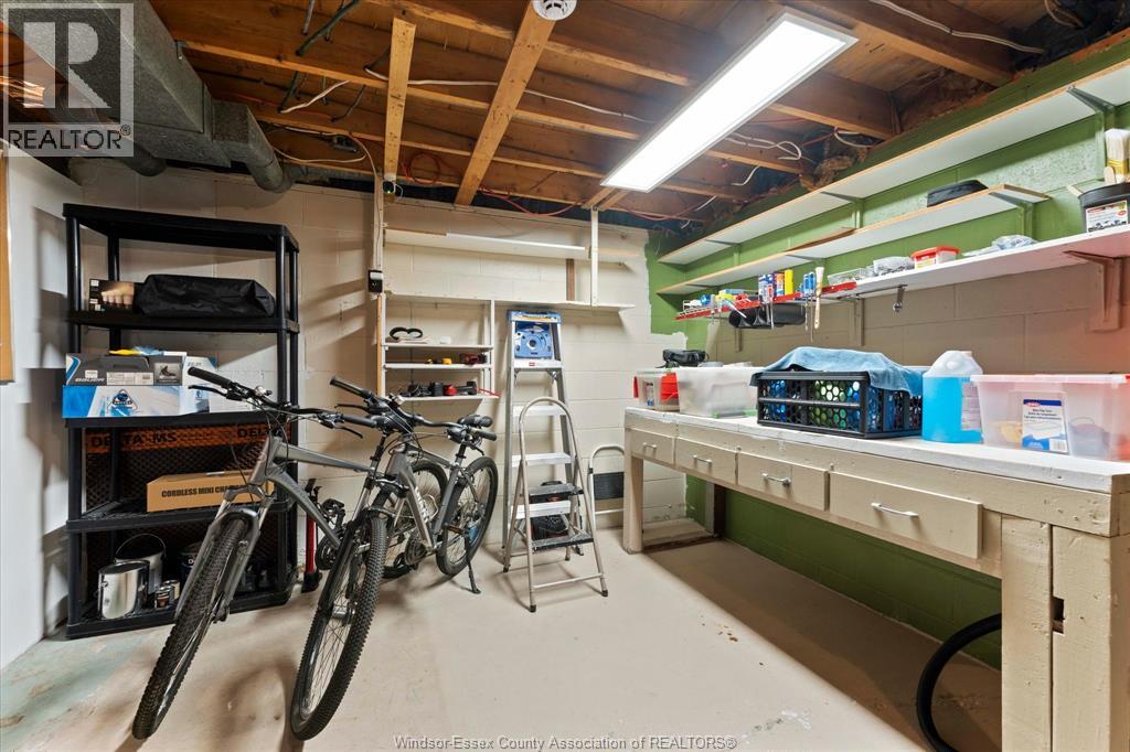 321 Betty DRIVE - Image 28