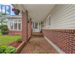 27 Mahogany Place thumbnail 2