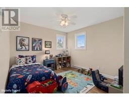 27 Mahogany Place thumbnail 20