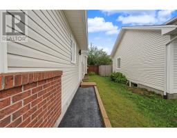 27 Mahogany Place thumbnail 38