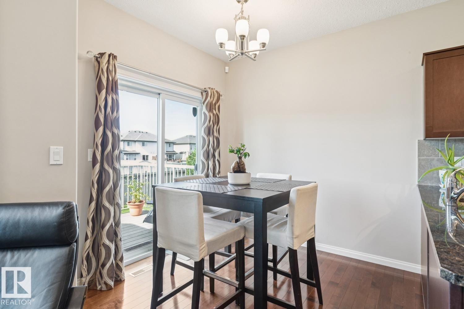 #12 18230 104A ST NW - 12