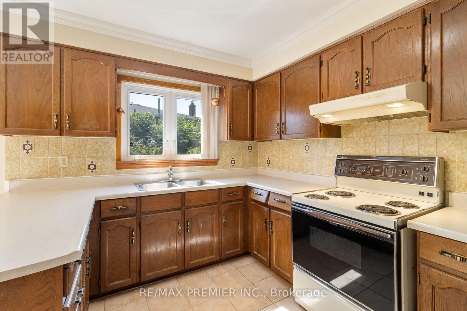 28 MAREVAN PLACE - Image 12