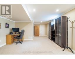2122 Fern Glen Court, Severn, ON L3V0E8 Photo 32