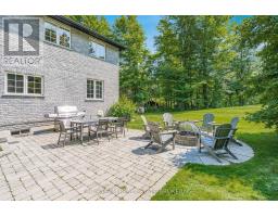 2122 Fern Glen Court, Severn, ON L3V0E8 Photo 40
