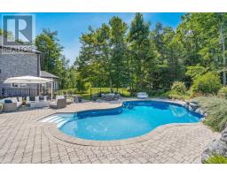 2122 Fern Glen Court, Severn, ON L3V0E8 Photo 44