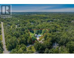 2122 Fern Glen Court, Severn, ON L3V0E8 Photo 50