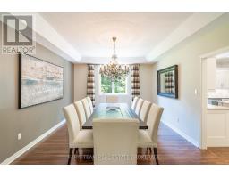 Living room - 2122 Fern Glen Court, Severn, ON L3V0E8 Photo 8
