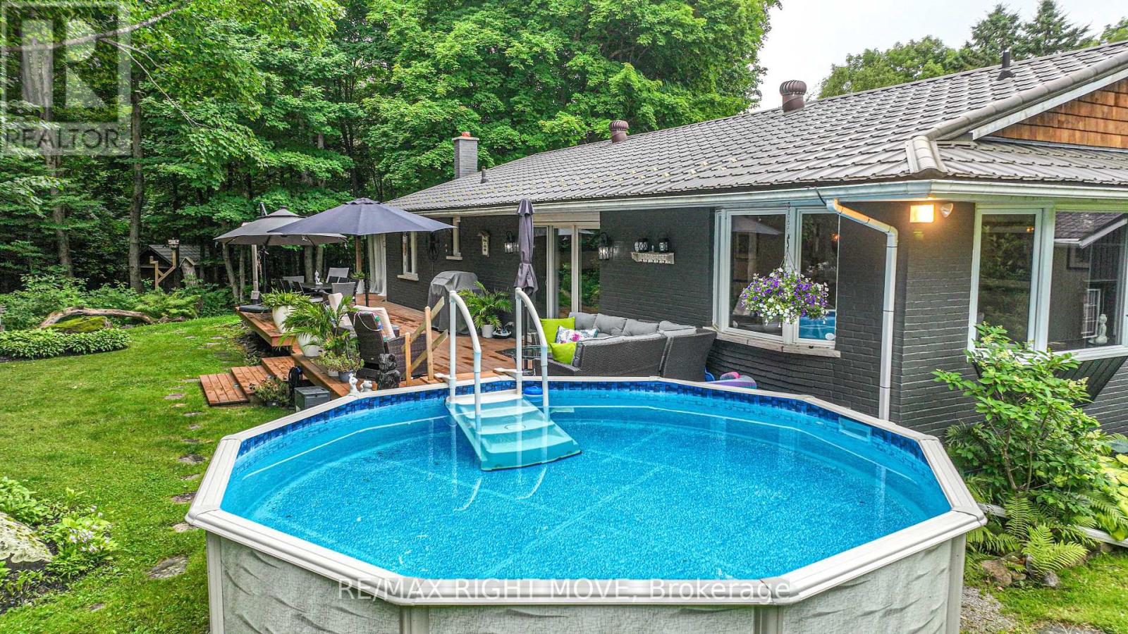1220 BIRCHCLIFFE CRESCENT - 30