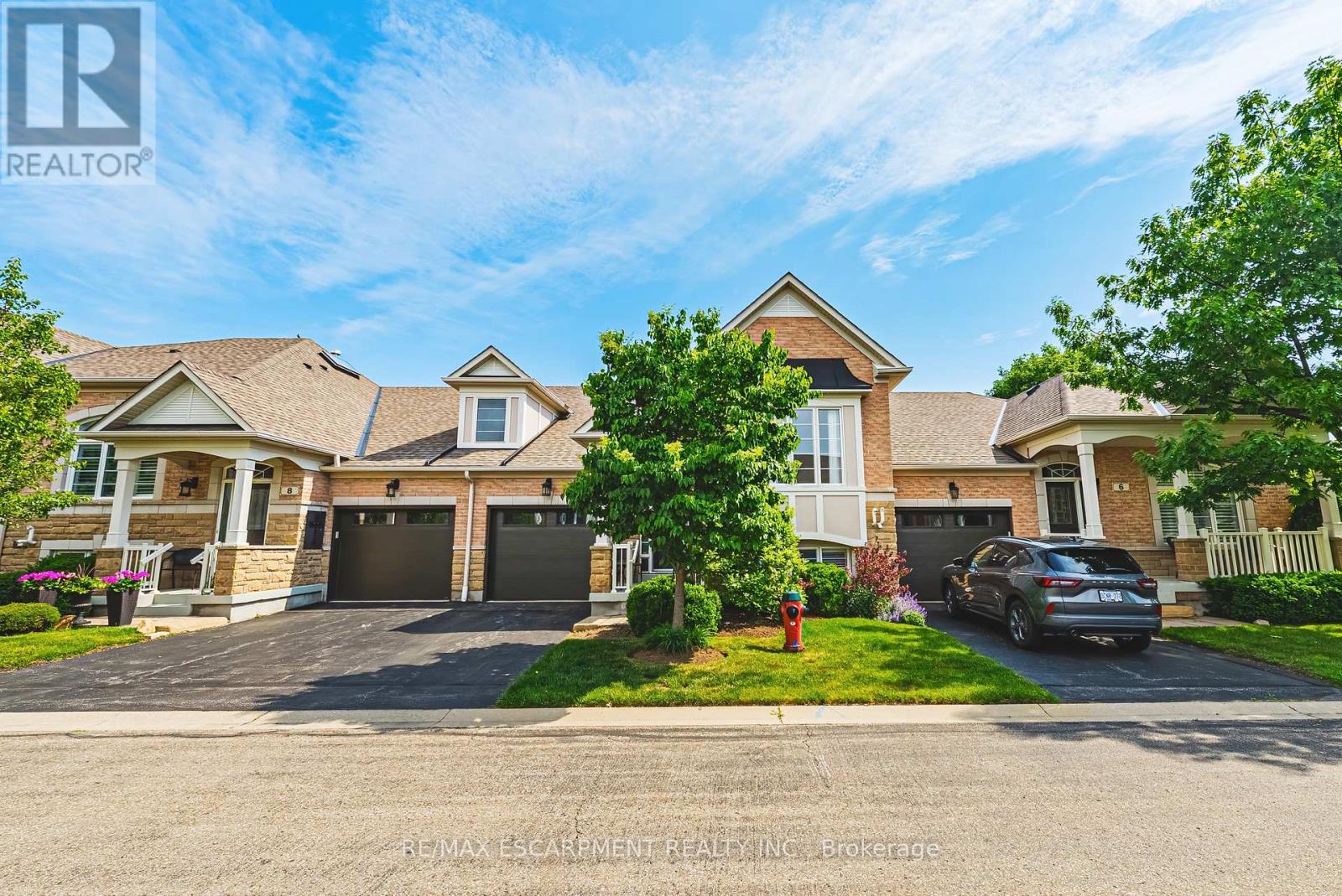 #7 4220 SARAZEN DRIVE - 2