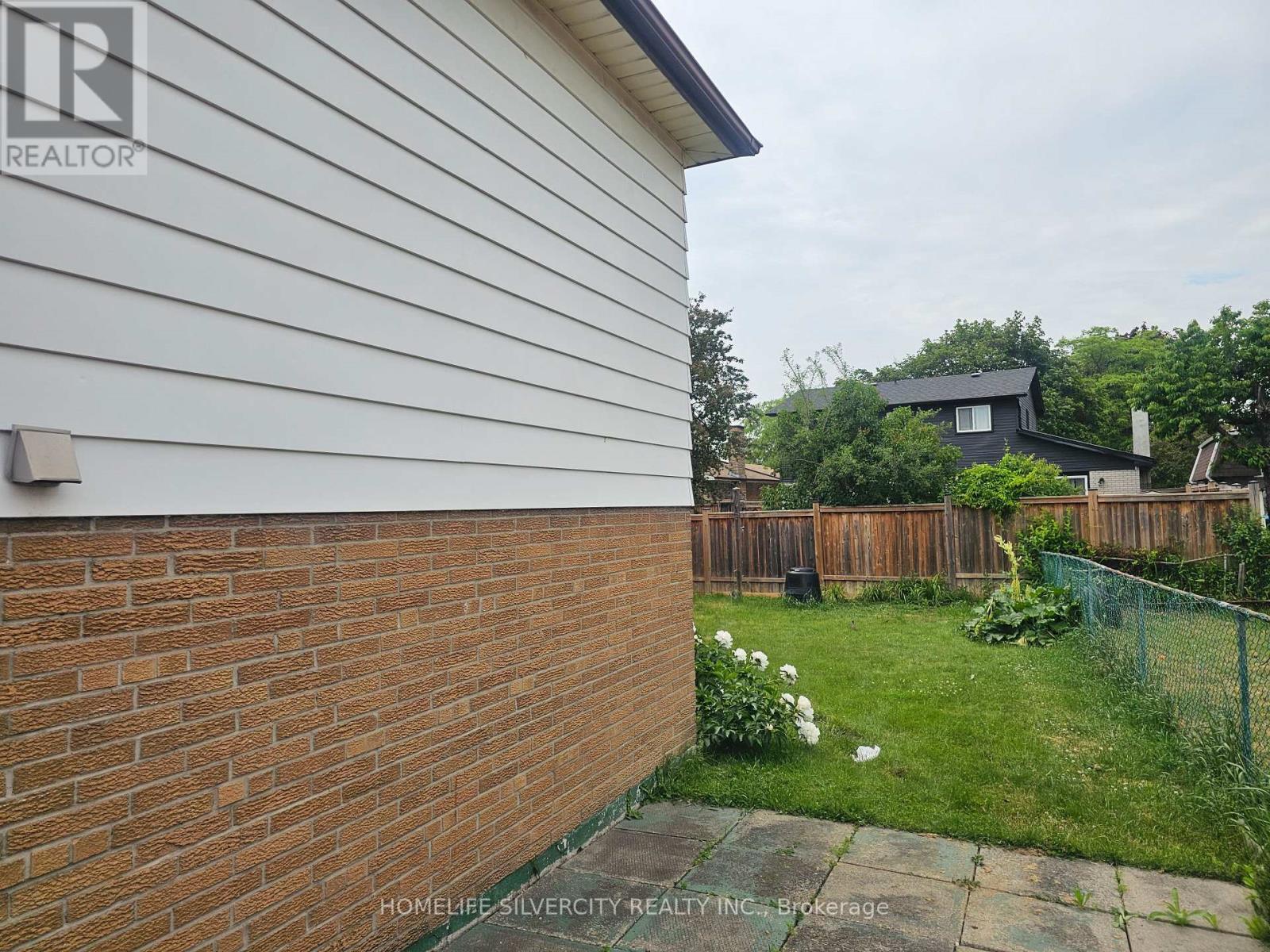 7746 REDSTONE ROAD - 12