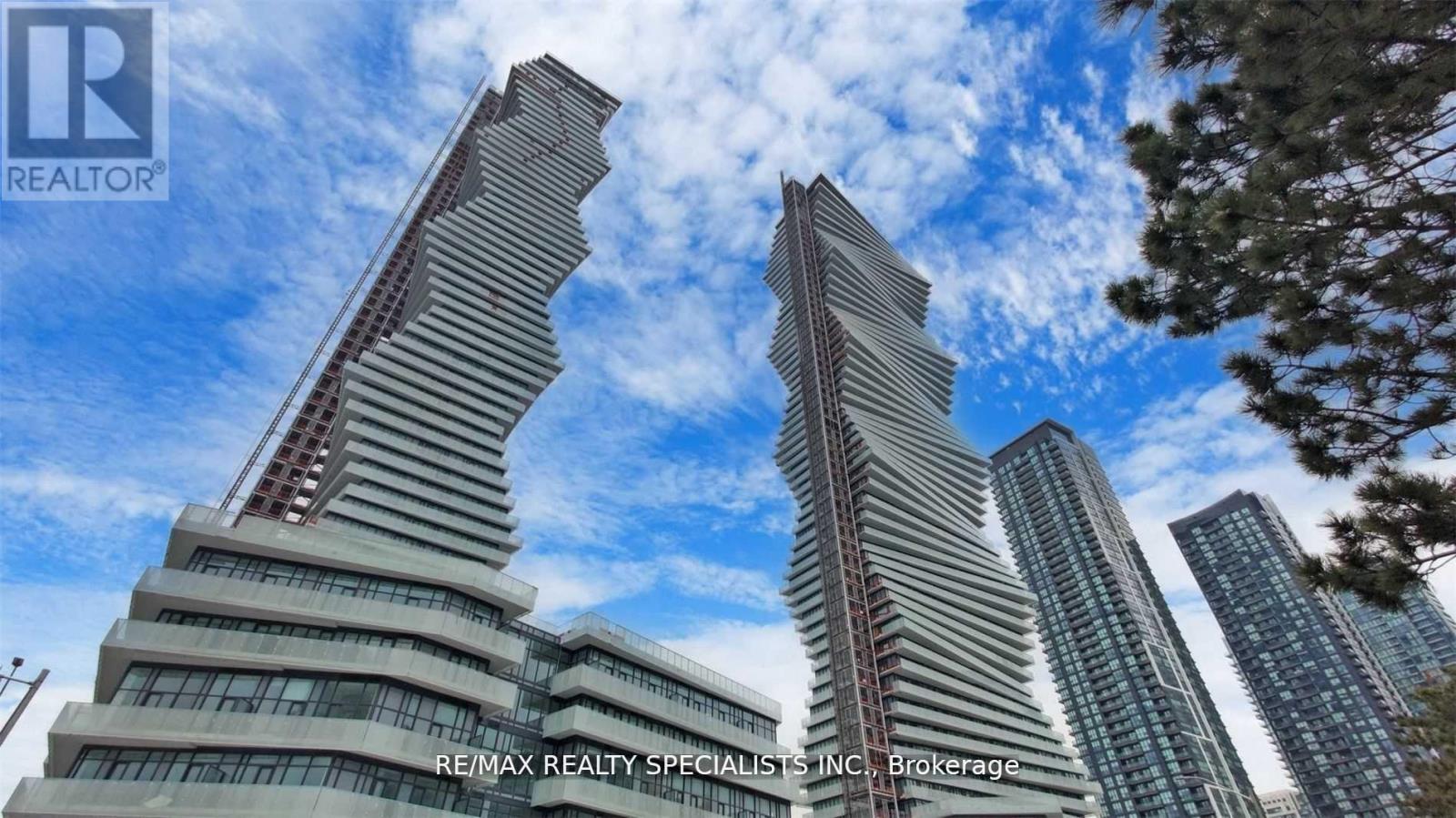 Photo of 3900 Confederation Parkway
