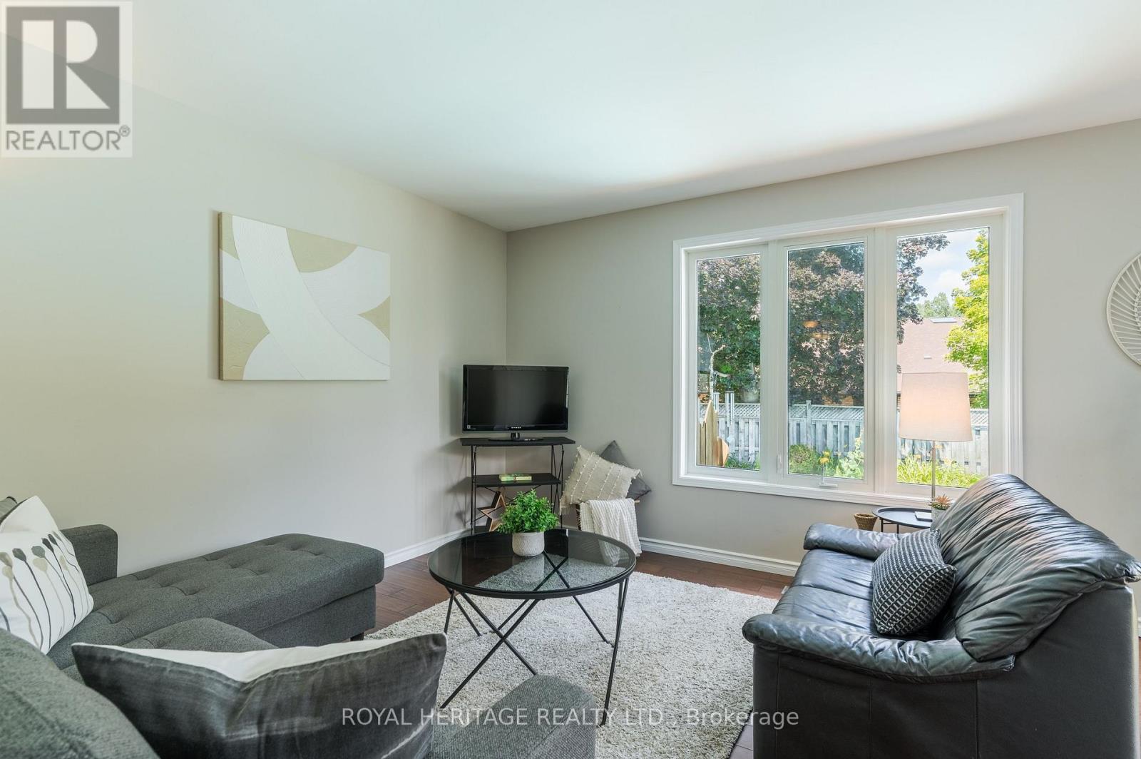 258 FRANMOR DRIVE - 18