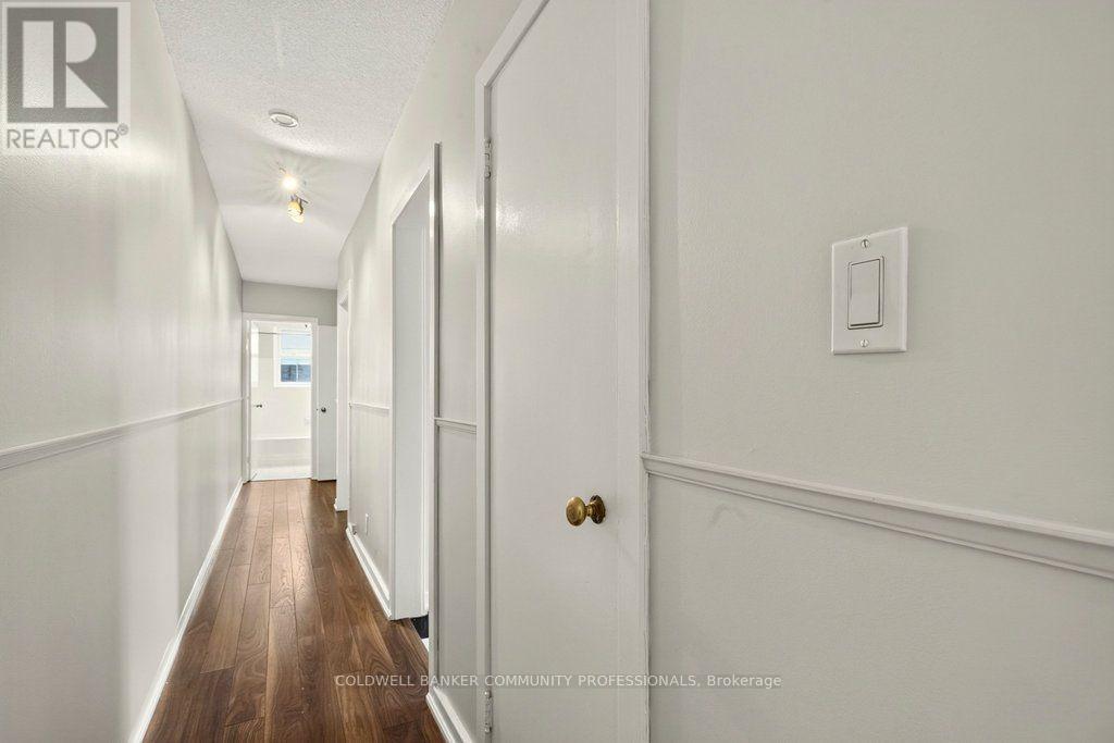 #10 4 ROBINSON STREET - 26