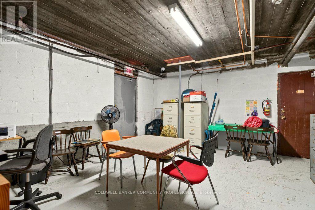 #10 4 ROBINSON STREET - 49