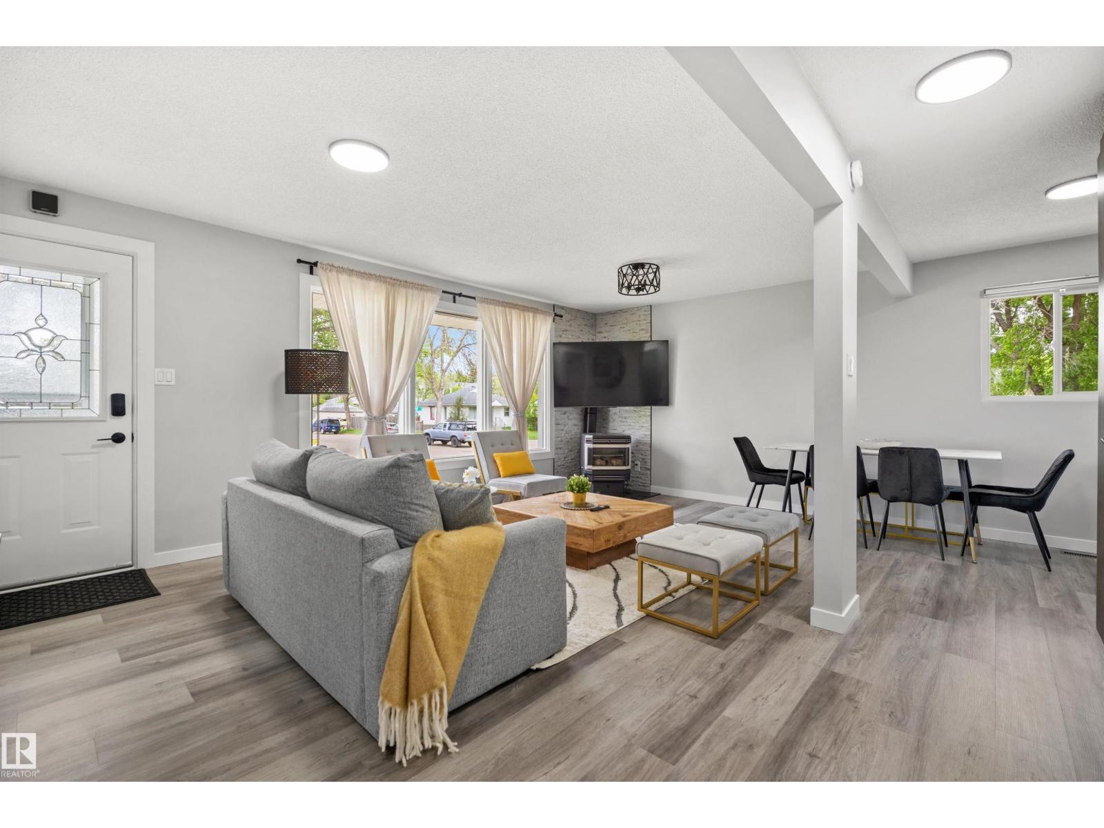 4001 113 AV NW - 2