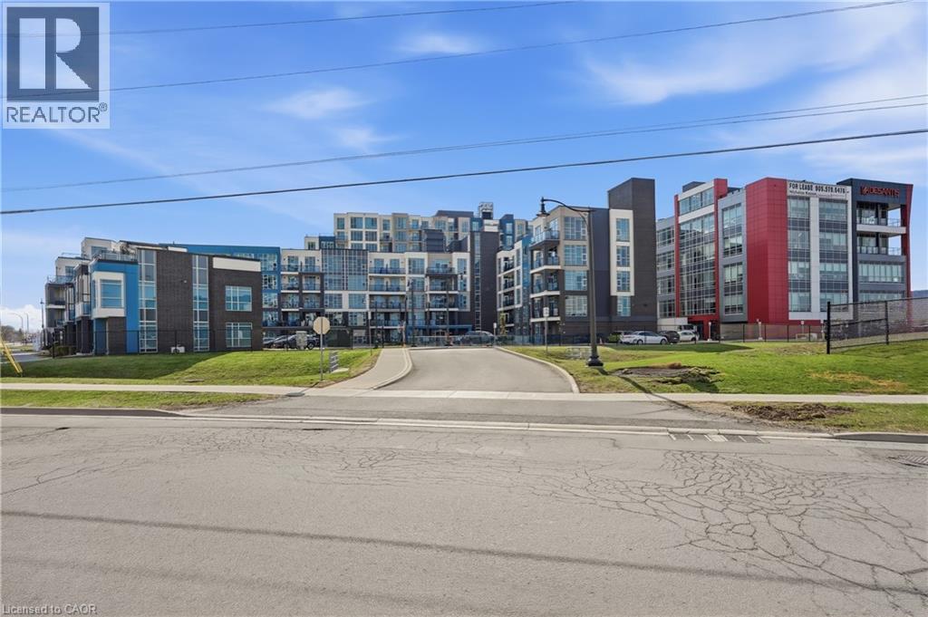 #304 10 CONCORD Place - 2