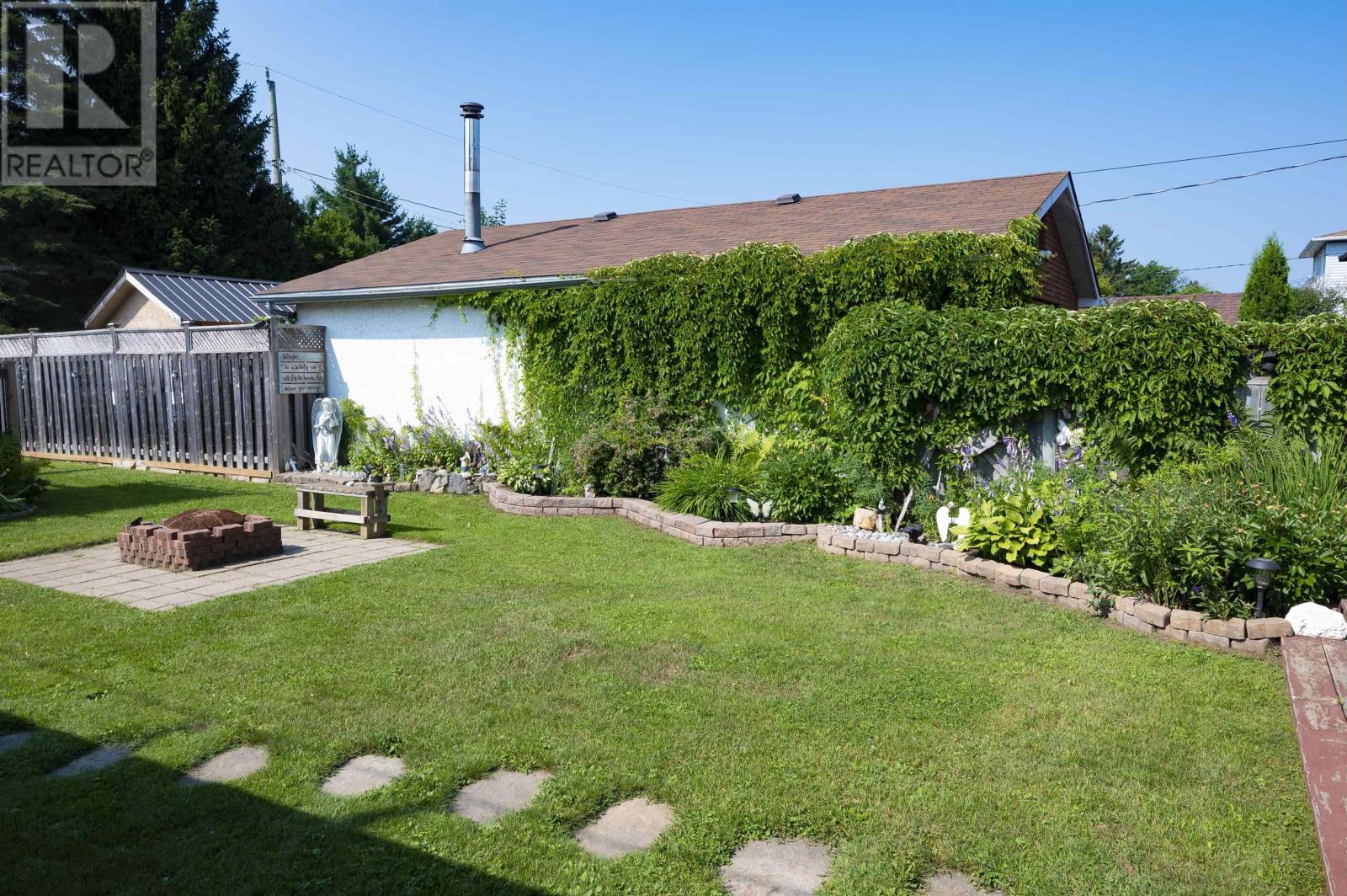 148 Brock Street East - 30