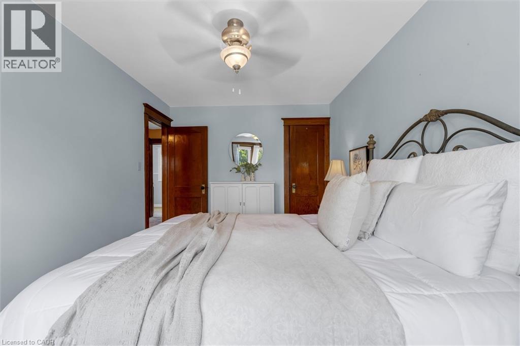 99 TUXEDO Avenue S - 19