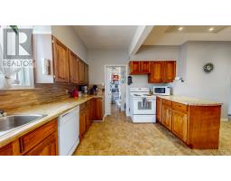 81 Kings Hill Road thumbnail 10