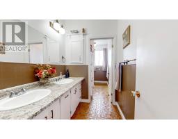 81 Kings Hill Road thumbnail 25