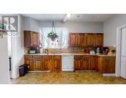 81 Kings Hill Road thumbnail 9
