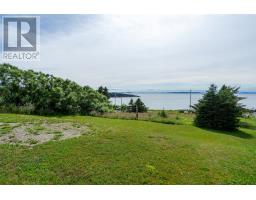109 Trinity South Highway thumbnail 37