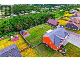 18 Flora Drive thumbnail 3