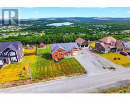 18 Flora Drive thumbnail 32