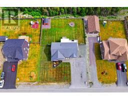 18 Flora Drive thumbnail 35
