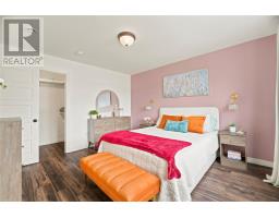 8 Pattison Street thumbnail 13