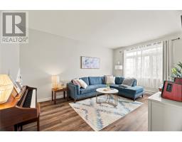 8 Pattison Street thumbnail 7