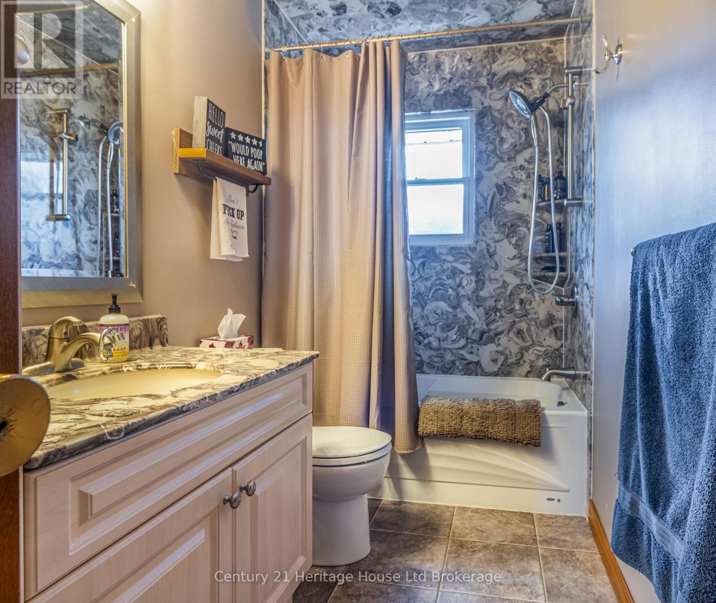 153 SPRINGBANK AVENUE N - Image 16