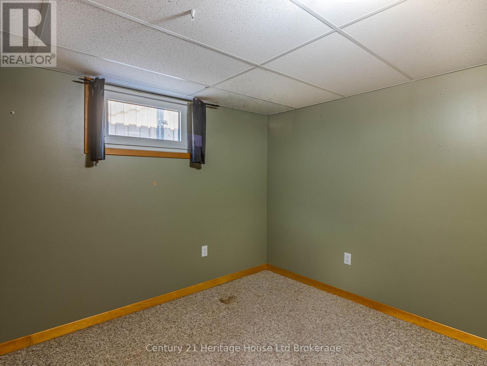 153 SPRINGBANK AVENUE N - Image 26