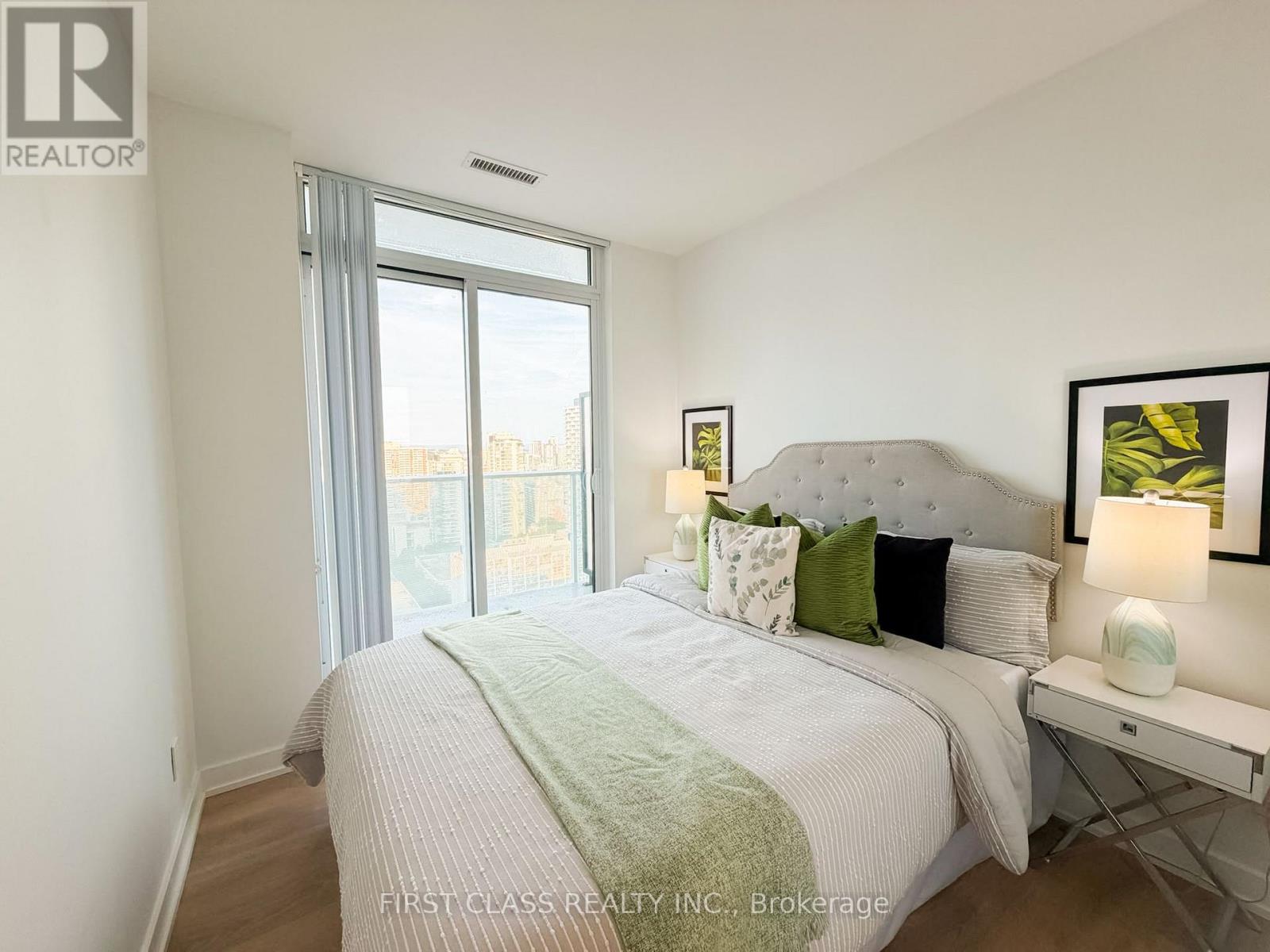 #2805 501 YONGE STREET - 14