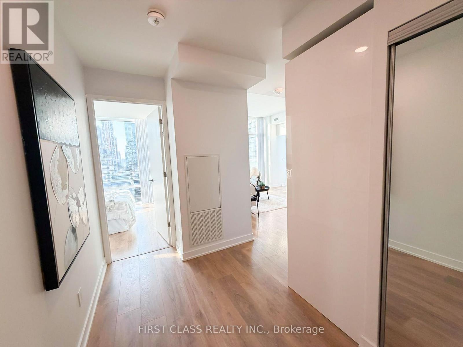 #2805 501 YONGE STREET - 19