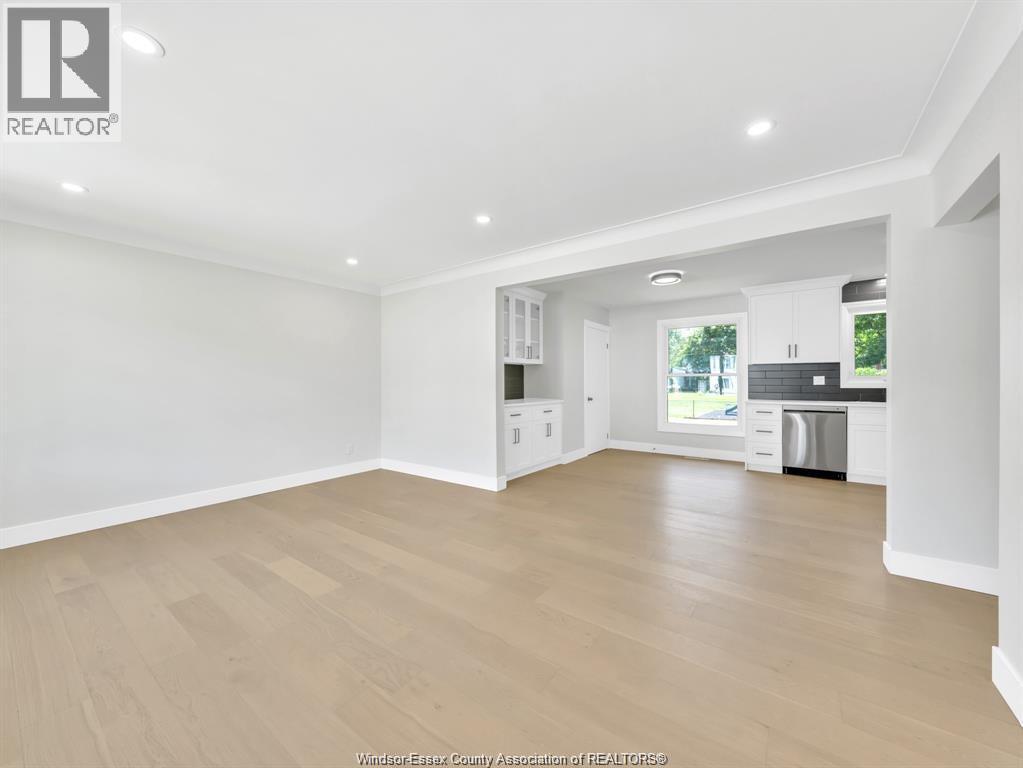 2445 TODD LANE#Upper Unit, LaSalle — photo 2