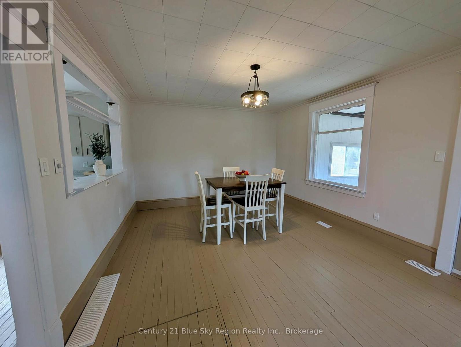 2 DESAULNIERS ROAD - Image 7